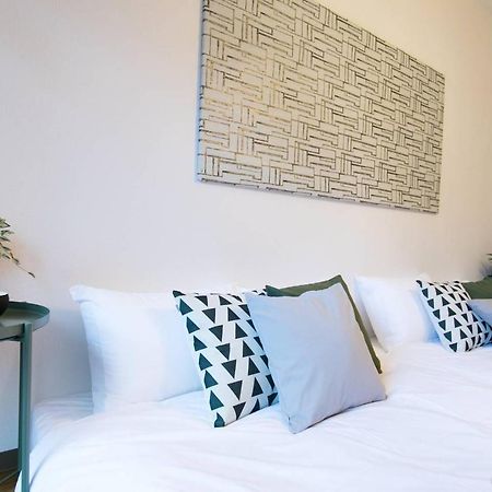 R21 5 Mins Walk The Center Of Hiroshima City #202 Apartment Екстериор снимка